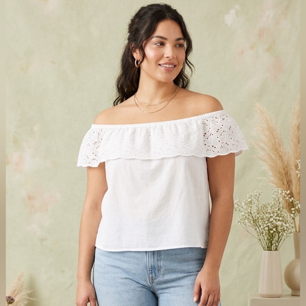 NWT Banana Republic white eyelet cotton blouse, off-shoulder flowy, size XL